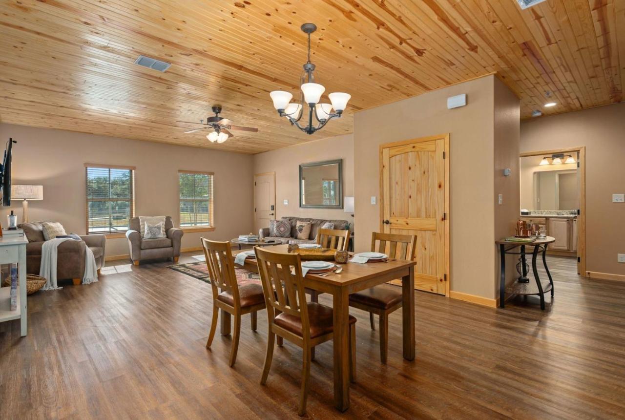 Old Mill Resort New Braunfels Bagian luar foto